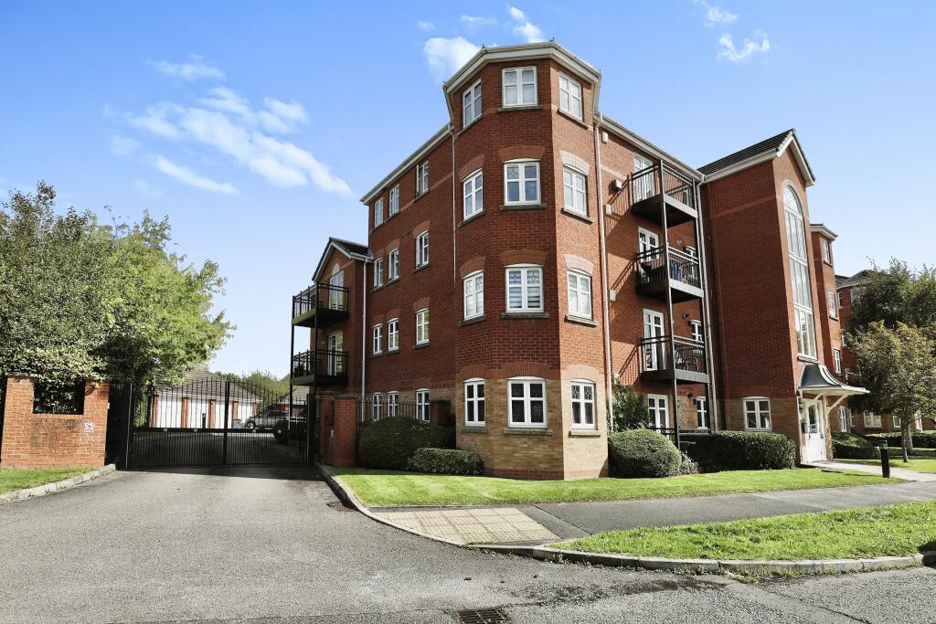 2 bedroom apartment for sale in Washington Drive, Great Sankey, Warrington, Cheshire, WA5