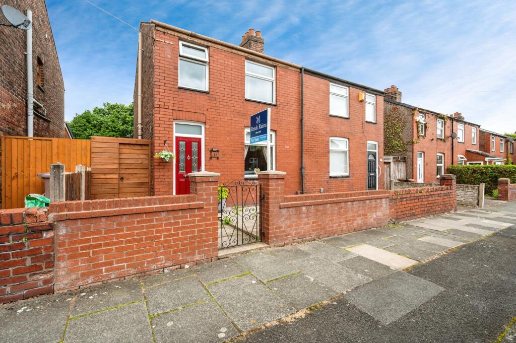 3 bedroom semidetached house for sale in Doulton Street, St. Helens, Merseyside, WA10