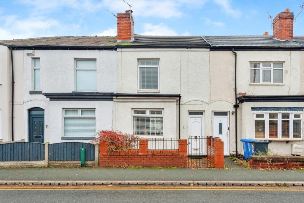 Main image of property: Fearnhead Lane, Fearnhead, Warrington, Cheshire, WA2