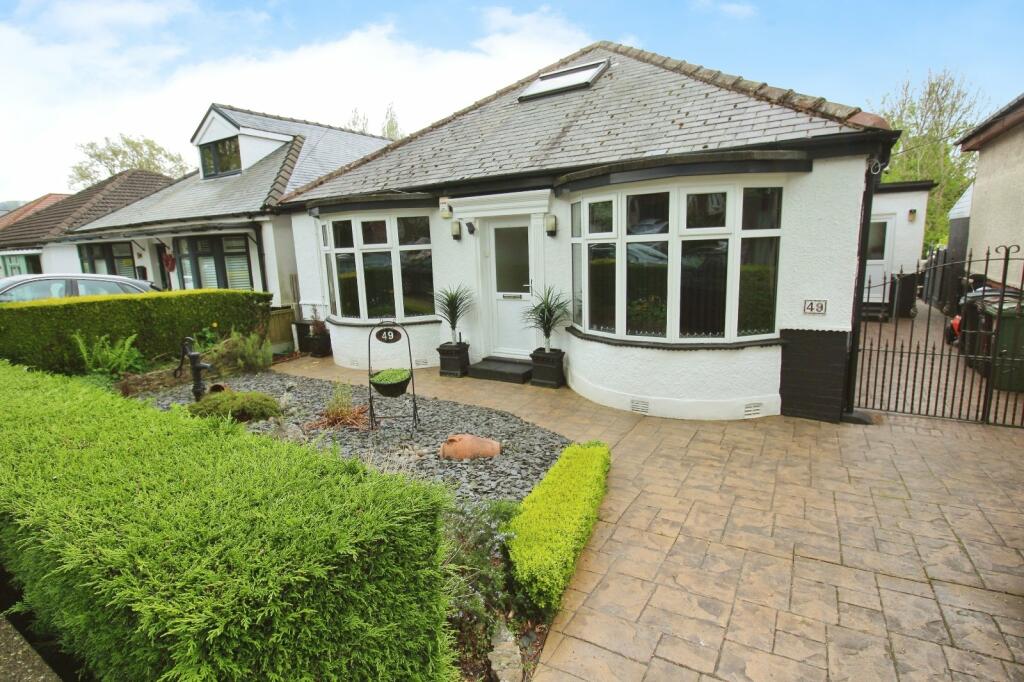 4 bedroom bungalow for sale in Folds Crescent, Sheffield, South