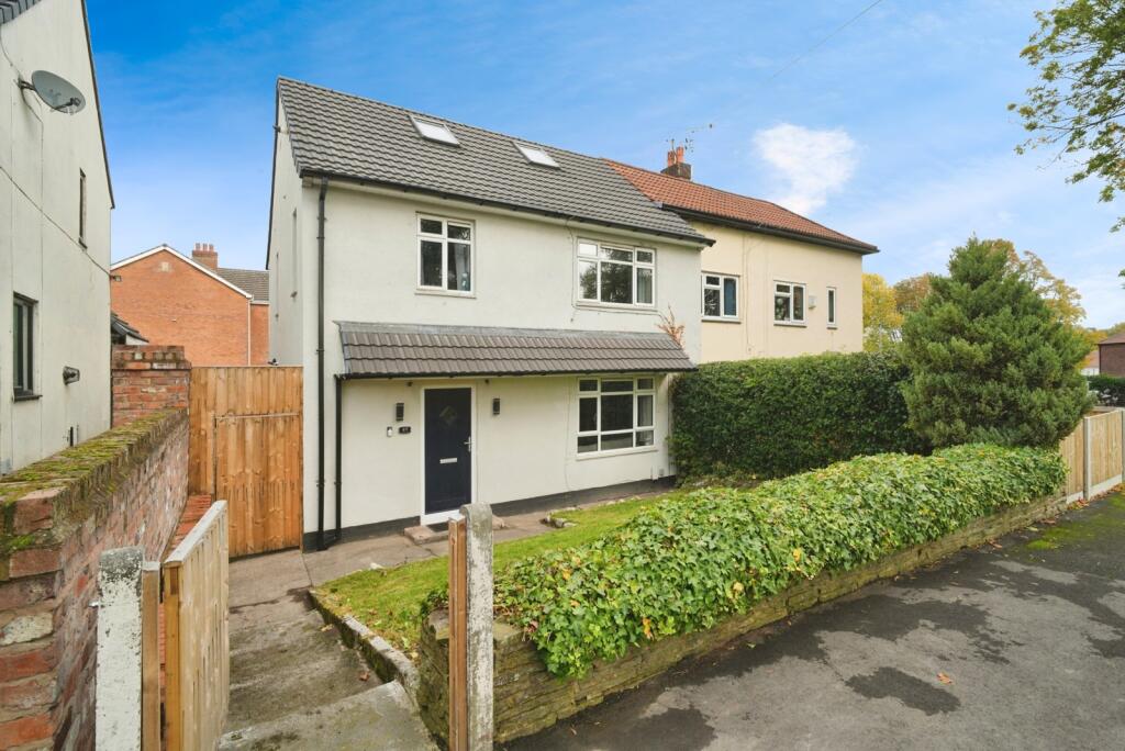 Main image of property: Blackcarr Road, Manchester, M23