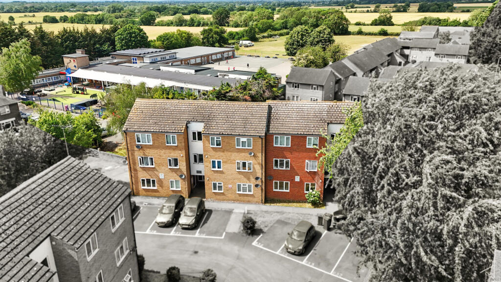 2 bedroom flat