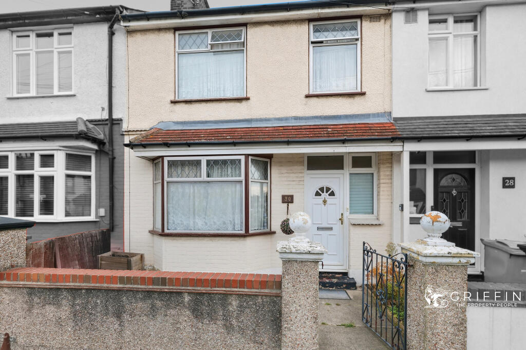 Main image of property: Rosebery Road, Grays, RM17