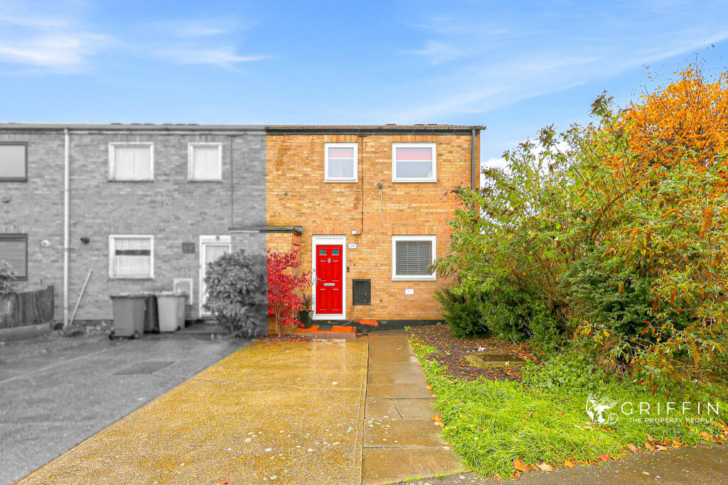 Main image of property: Monarch Close, Tilbury, RM18