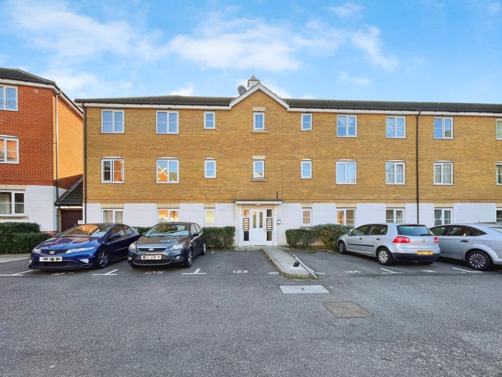 Main image of property: Sachfield Drive, Chafford Hundred, Grays, RM16