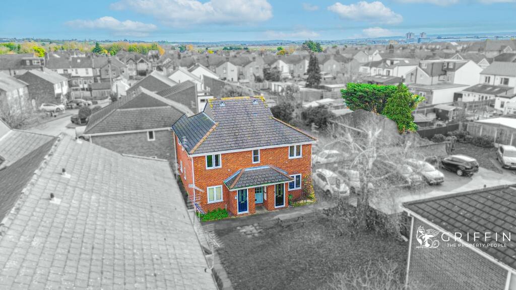 Main image of property: Crescent Court, Crescent Avenue, Grays, RM17