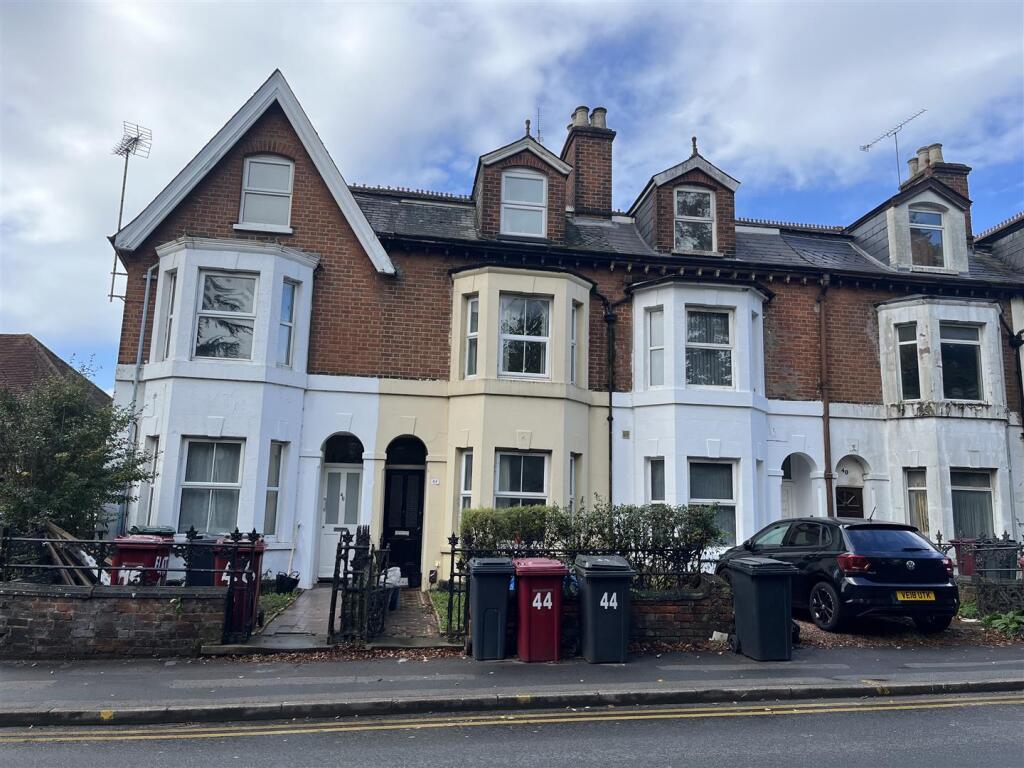 4 bedroom terraced house