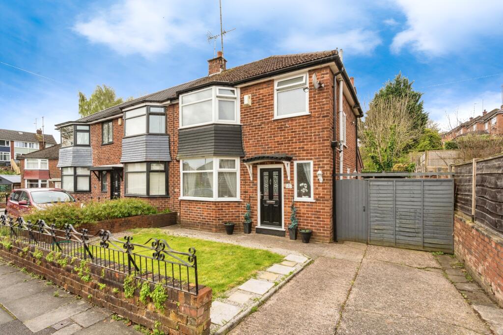 3 bedroom semidetached house for sale in Malvern Drive, Pendlebury