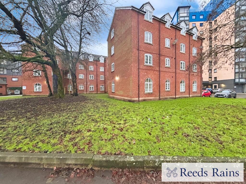 Main image of property: Barton Road, Eccles, Manchester, Greater Manchester, M30