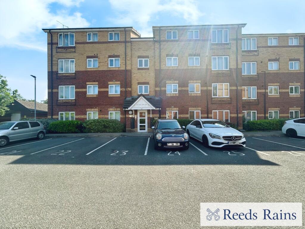 Main image of property: Little Bolton Terrace, Salford, Greater Manchester, M5