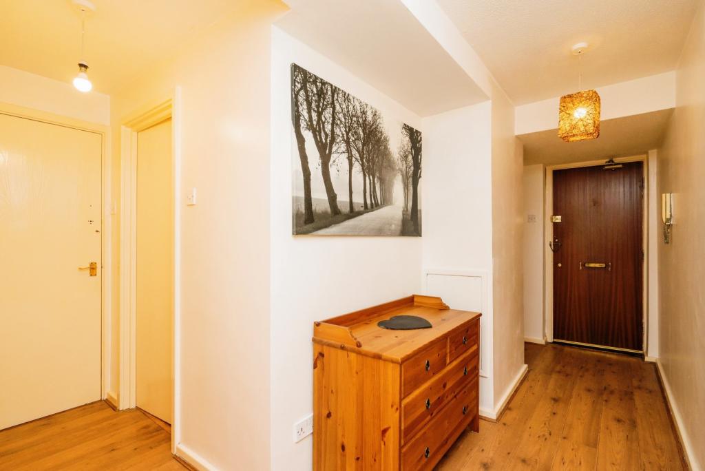 2 bedroom apartment for sale in Kersal Way, Salford, Greater Manchester, M7