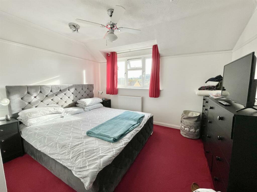 Additional property image - The Fairway, Newhaven