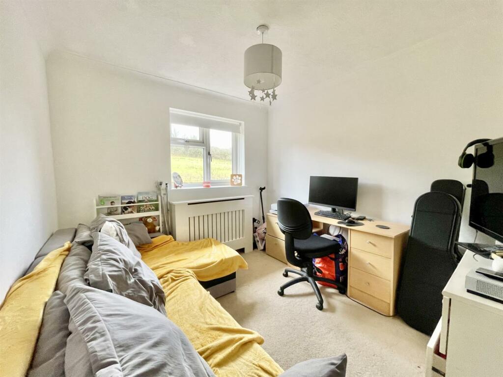Additional property image - The Fairway, Newhaven