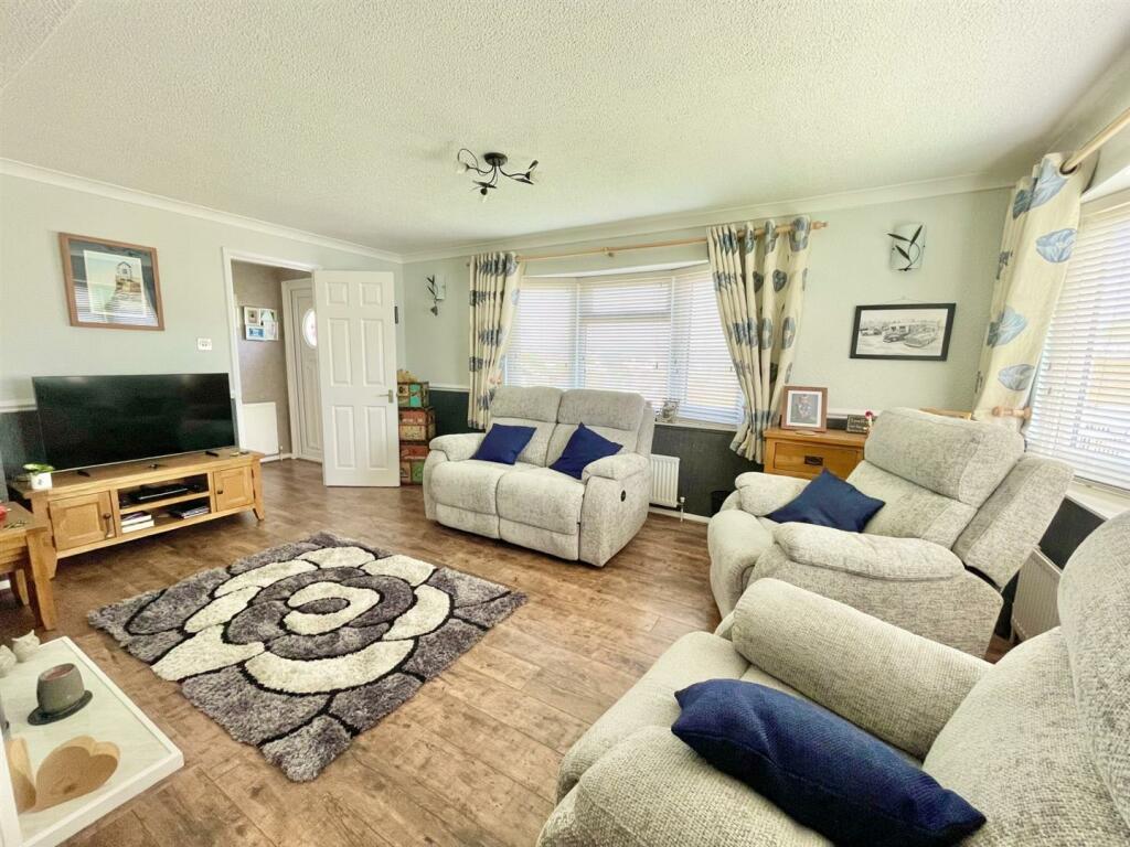 2 bedroom park home for sale in Newhaven Heights, Newhaven, BN9