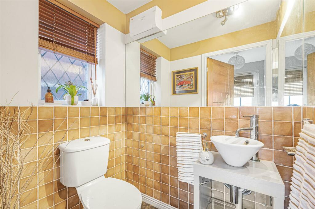 Additional property image - Hill Top Way, Newhaven