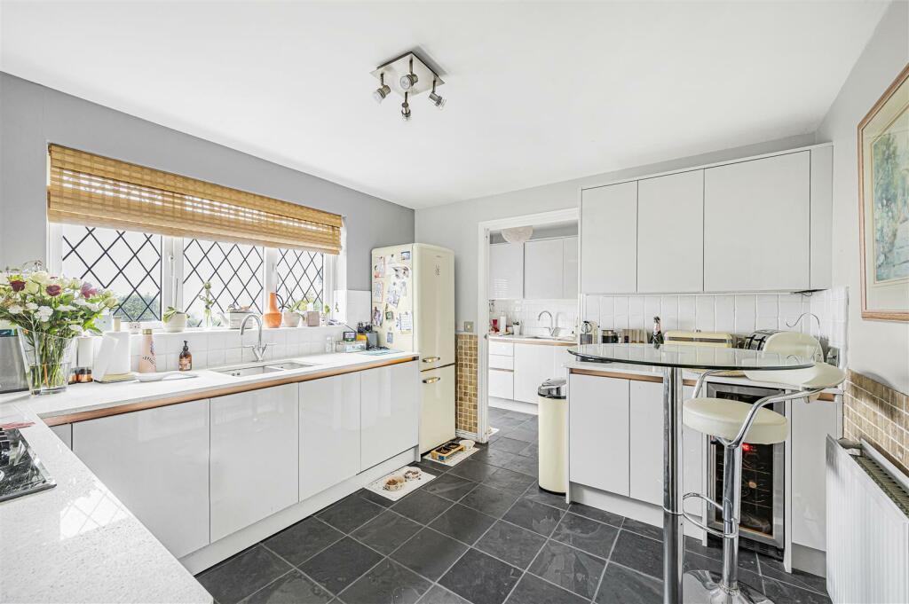 Additional property image - Hill Top Way, Newhaven
