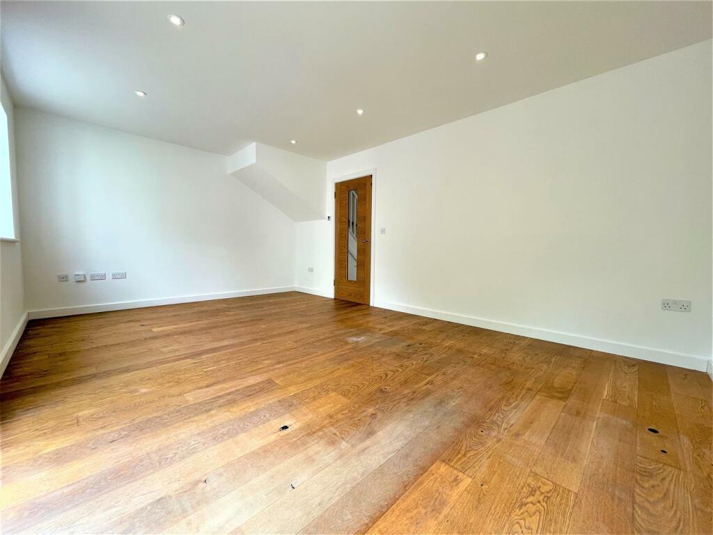 Additional property image - Union Close, Newhaven