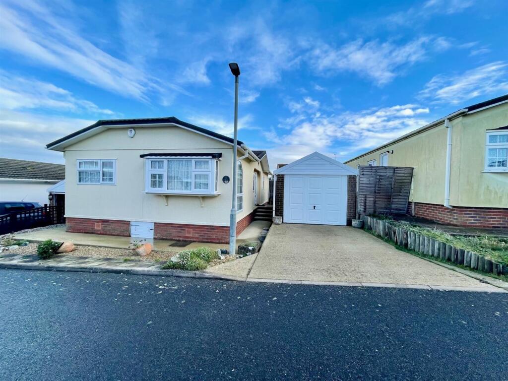 Main image of property: Newhaven Heights, Newhaven