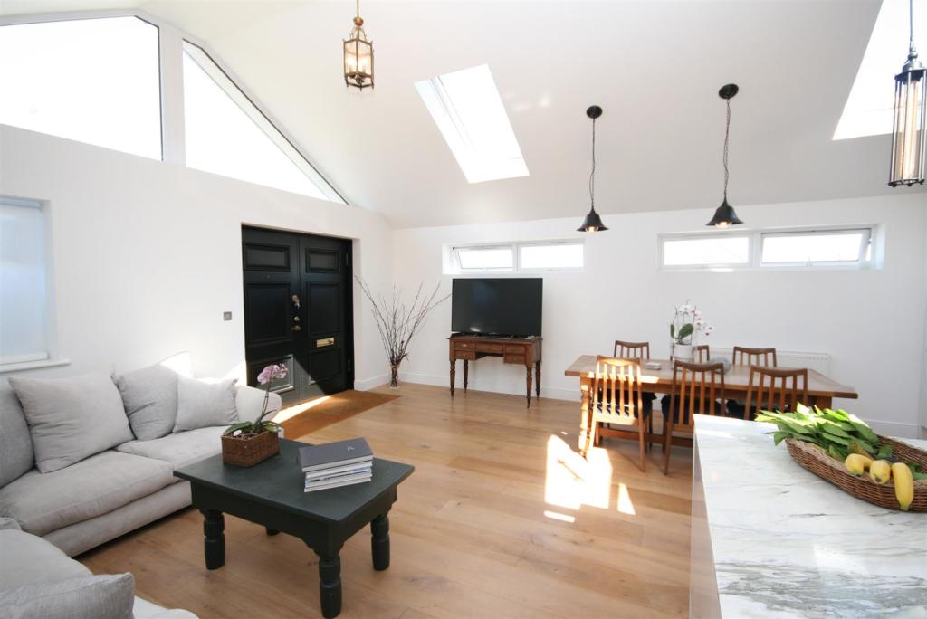 Additional property image - Arundel Road, Peacehaven
