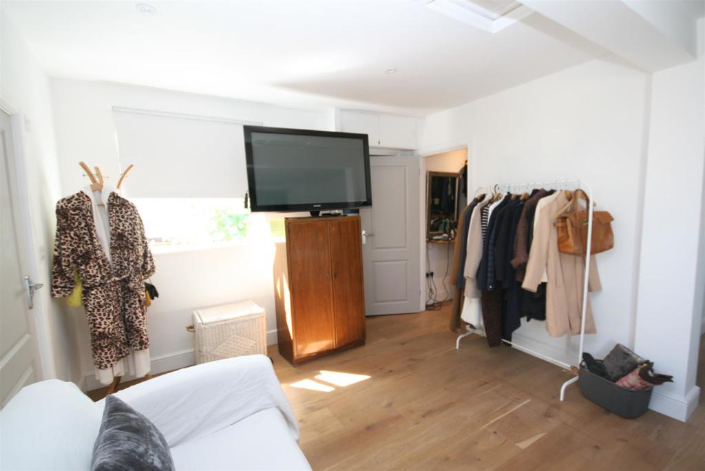 Additional property image - Arundel Road, Peacehaven