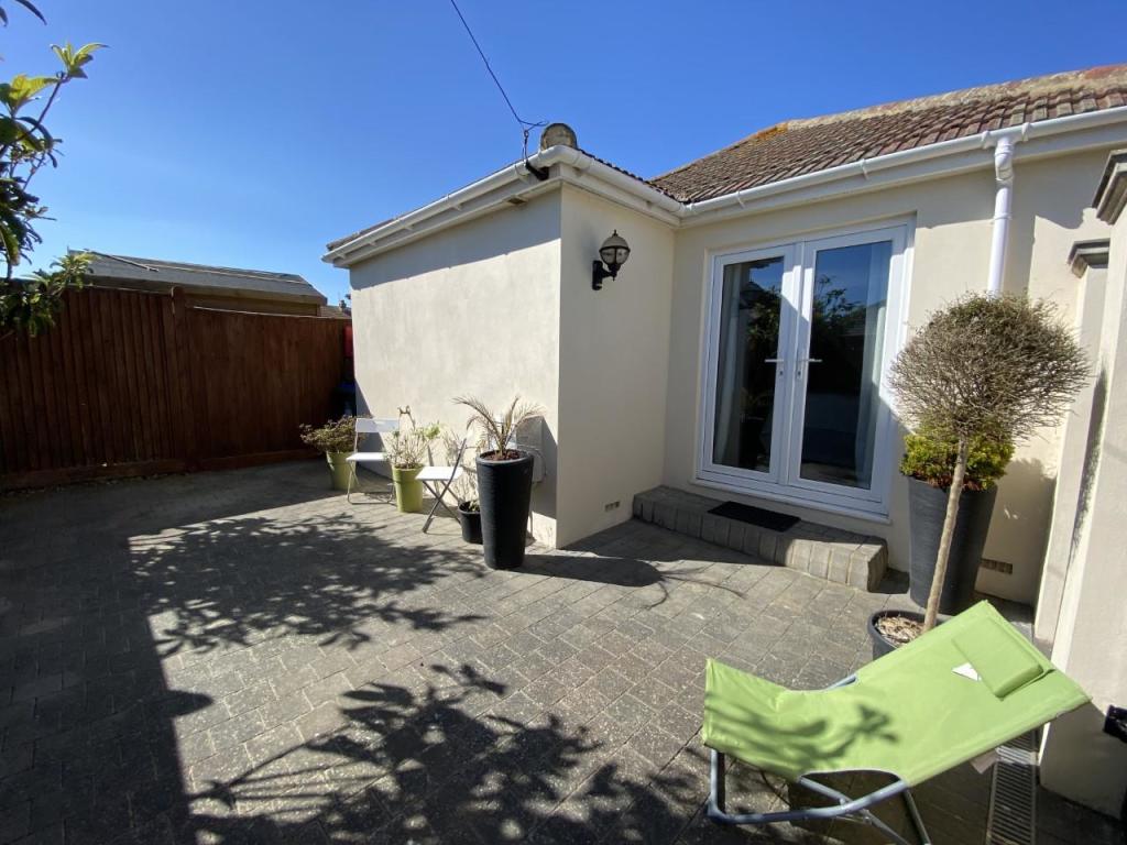 Additional property image - Arundel Road, Peacehaven