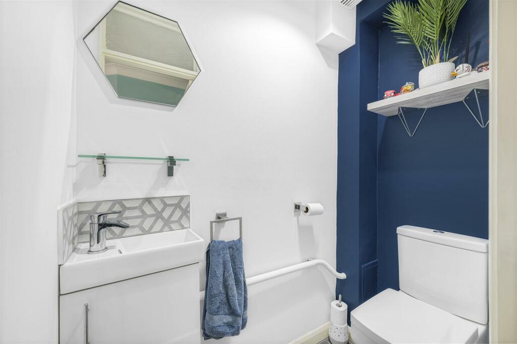 Additional property image - South Coast Road, Peacehaven