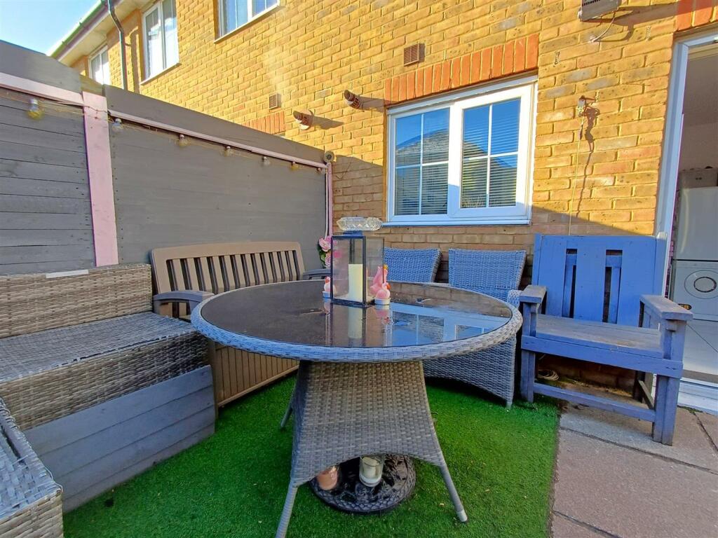 Additional property image - Roundhouse Crescent, Peacehaven