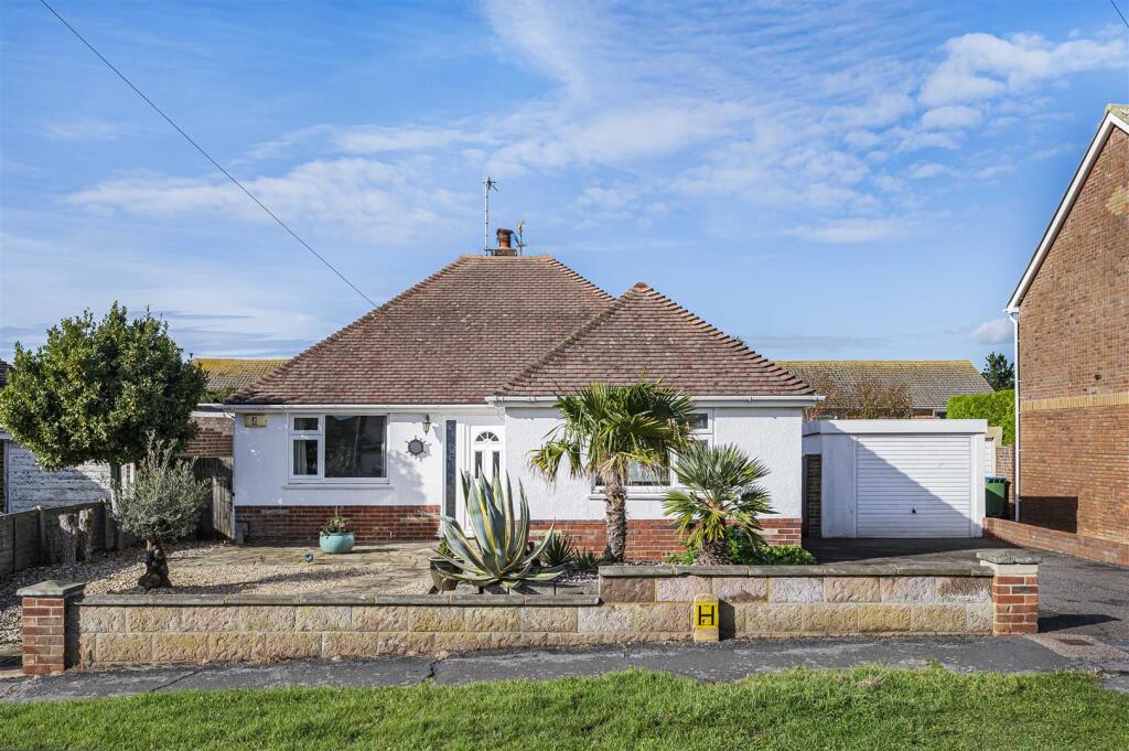 Main image of property: Horsham Avenue, PEACEHAVEN