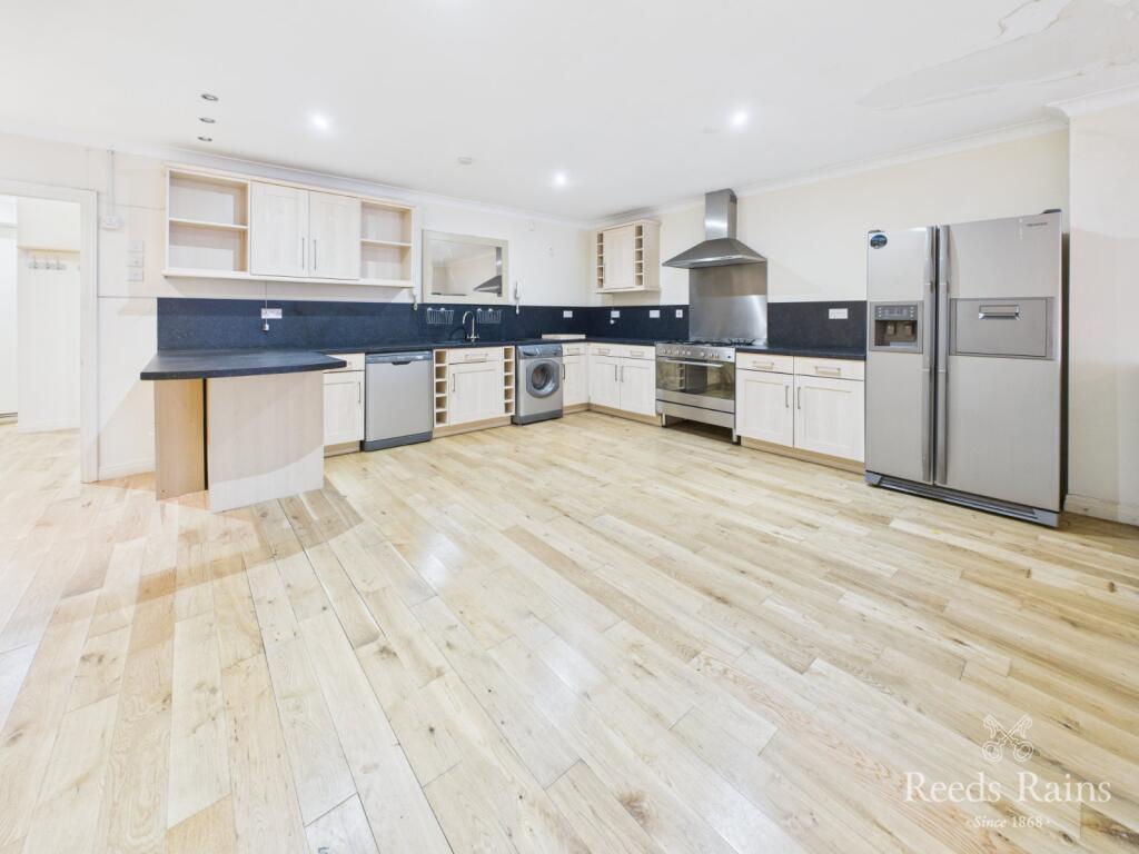 Main image of property: Albemarle Back Road, Scarborough, North Yorkshire, YO11