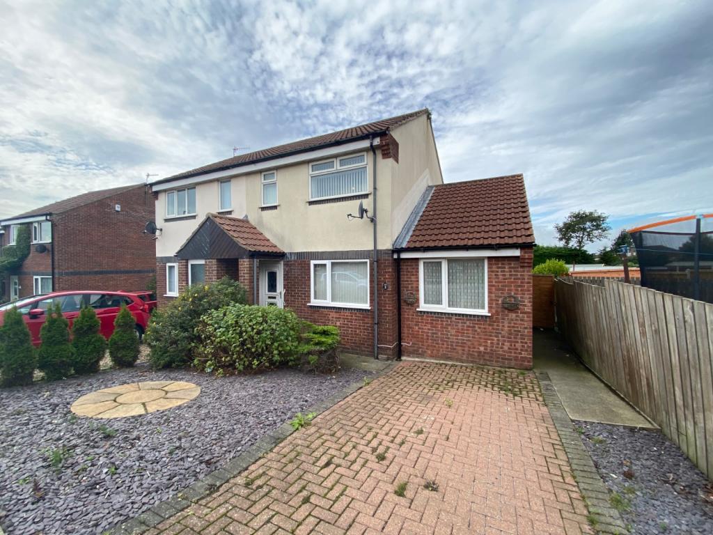 3 bedroom semidetached house for sale in Shire Croft, Eastfield