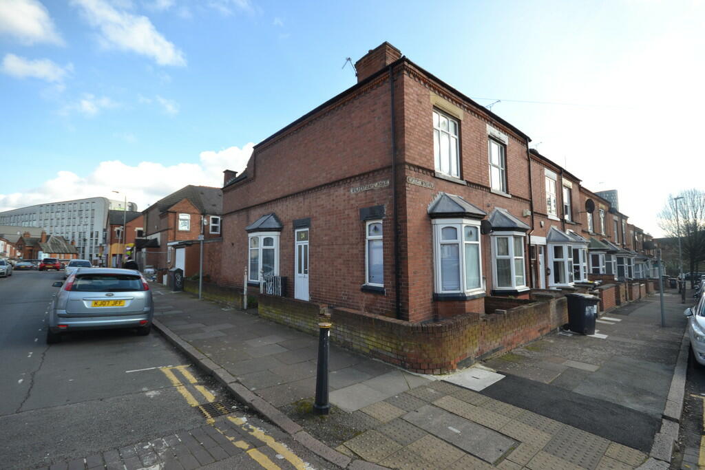 3 bedroom end of terrace house for rent in Wilberforce Road, West End, Leicester, LE3
