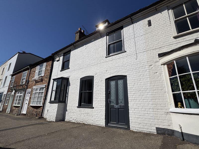 Main image of property: Immaculate Town Centre Home on North Street, Wareham