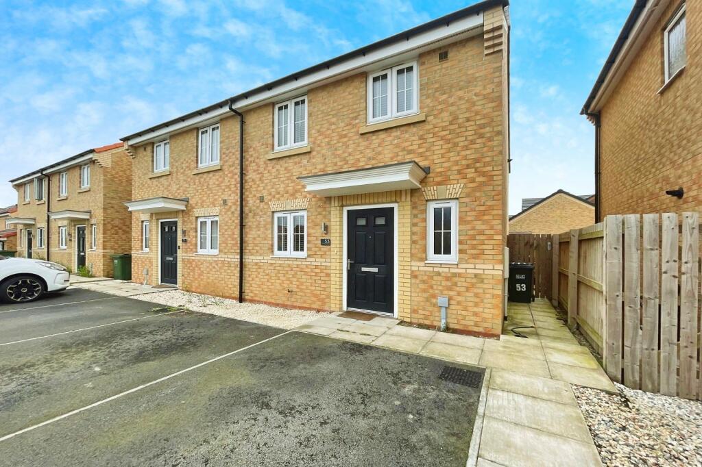 3 bedroom semidetached house for sale in Bay Street, Thorpe Willoughby