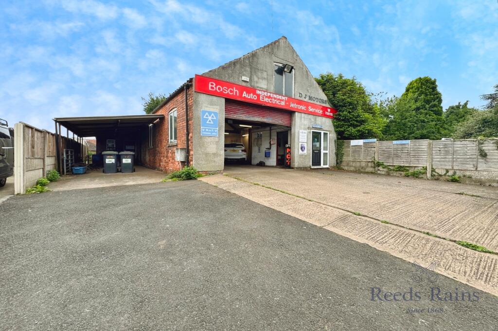 Main image of property: Barff Lane, Brayton, Selby, North Yorkshire, YO8