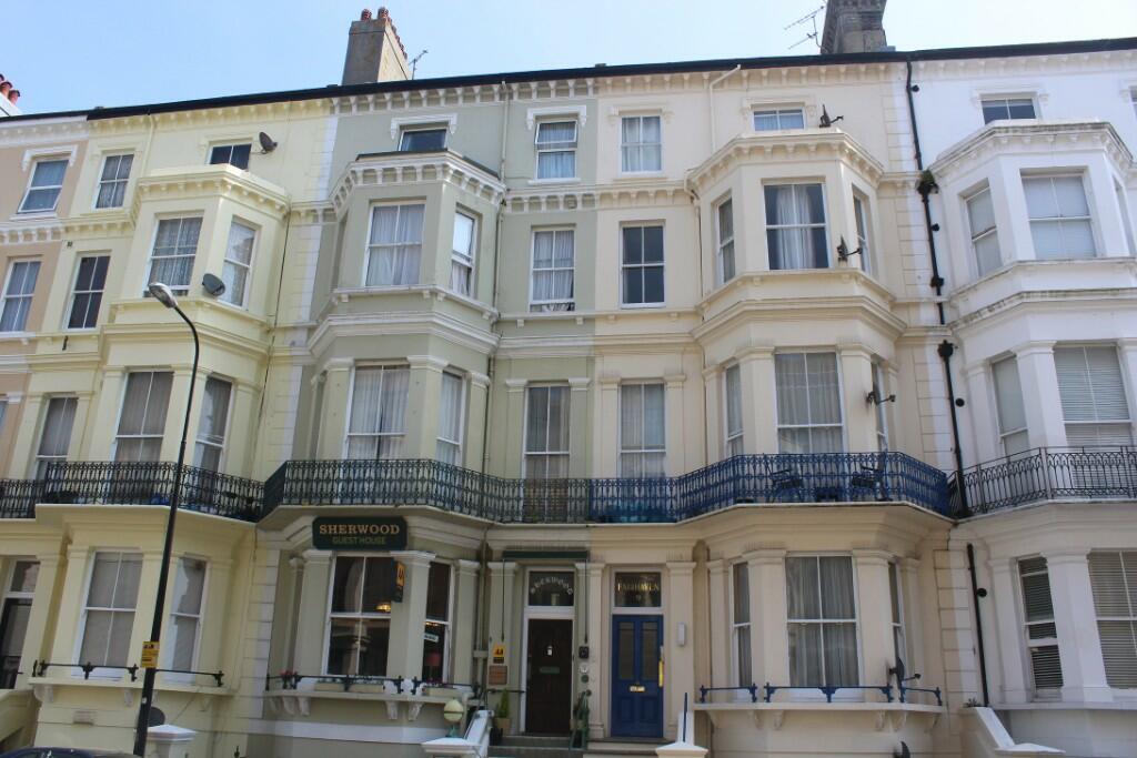 1 bedroom flat for rent in Lascelles Terrace, Eastbourne, East Sussex, BN21