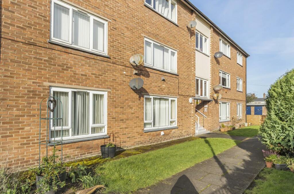 2 bedroom flat for rent in Croftside, Cockermouth, CA13