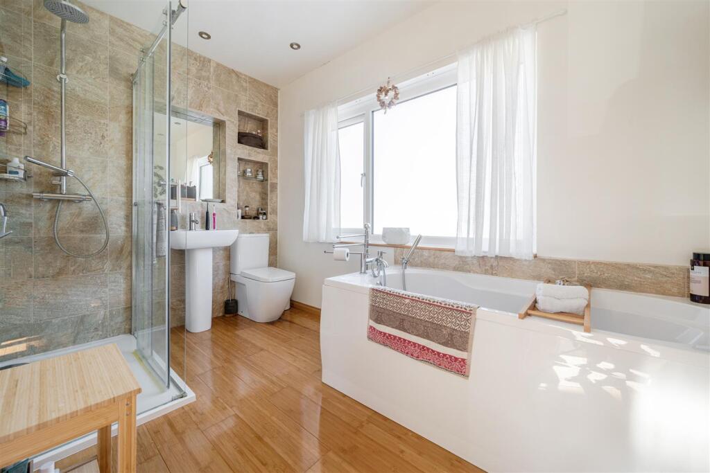 Additional property image - Melbreak Avenue, Cockermouth