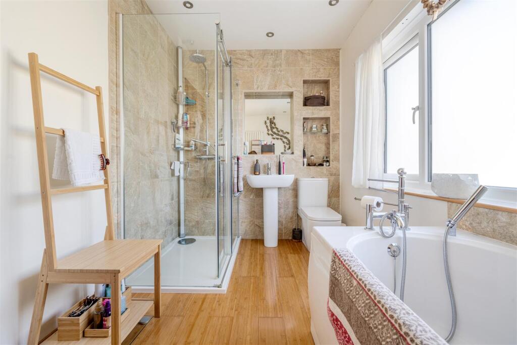 Additional property image - Melbreak Avenue, Cockermouth