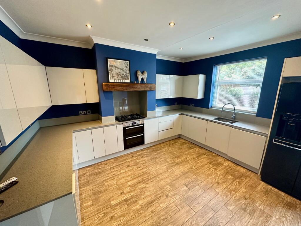 Main image of property: Bradford Road, Wakefield