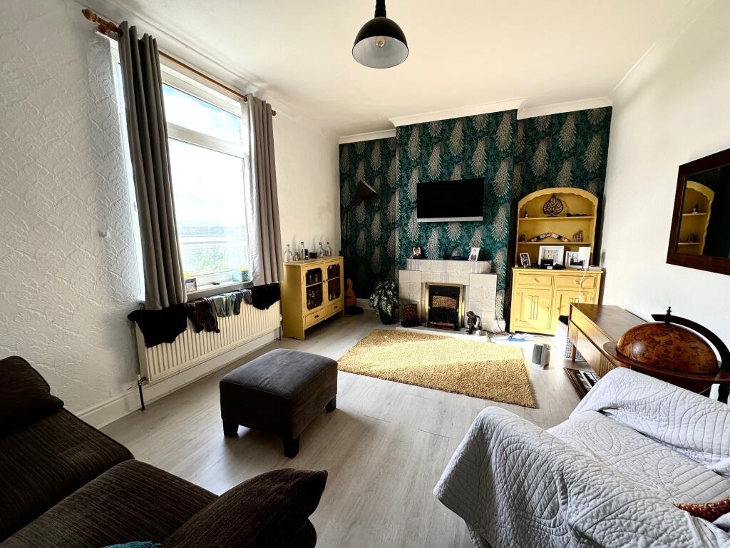 Main image of property: Bottom Boat Road, Wakefield