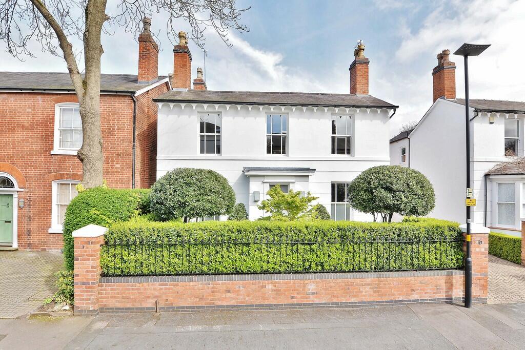 4 bedroom detached house for sale in Yew Tree Road, Edgbaston, B15
