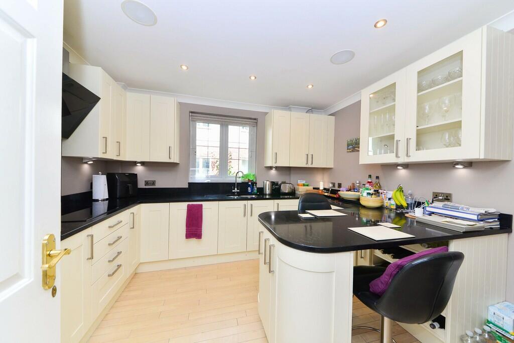 Additional property image - Park House, 194 Harborne Road