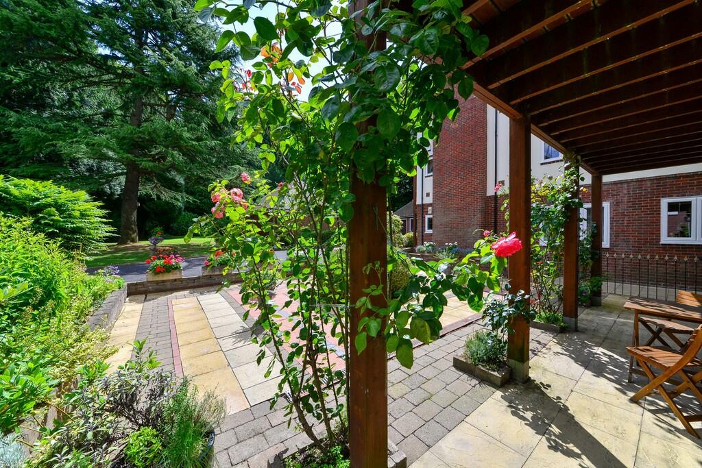 Additional property image - Park House, 194 Harborne Road