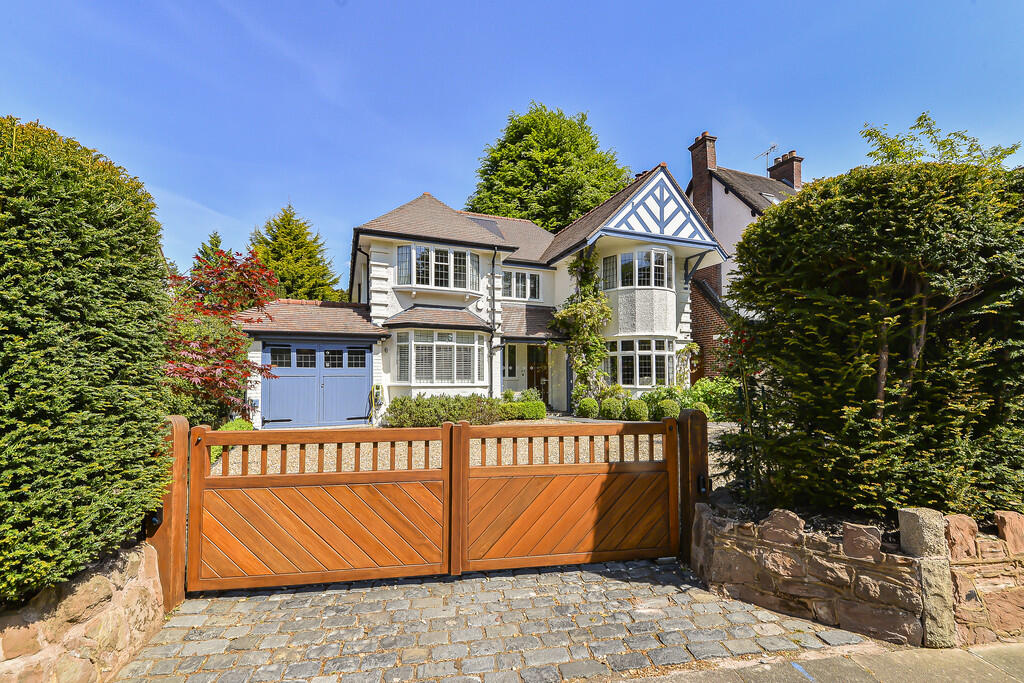 Main image of property: Moor Green Lane, Moseley