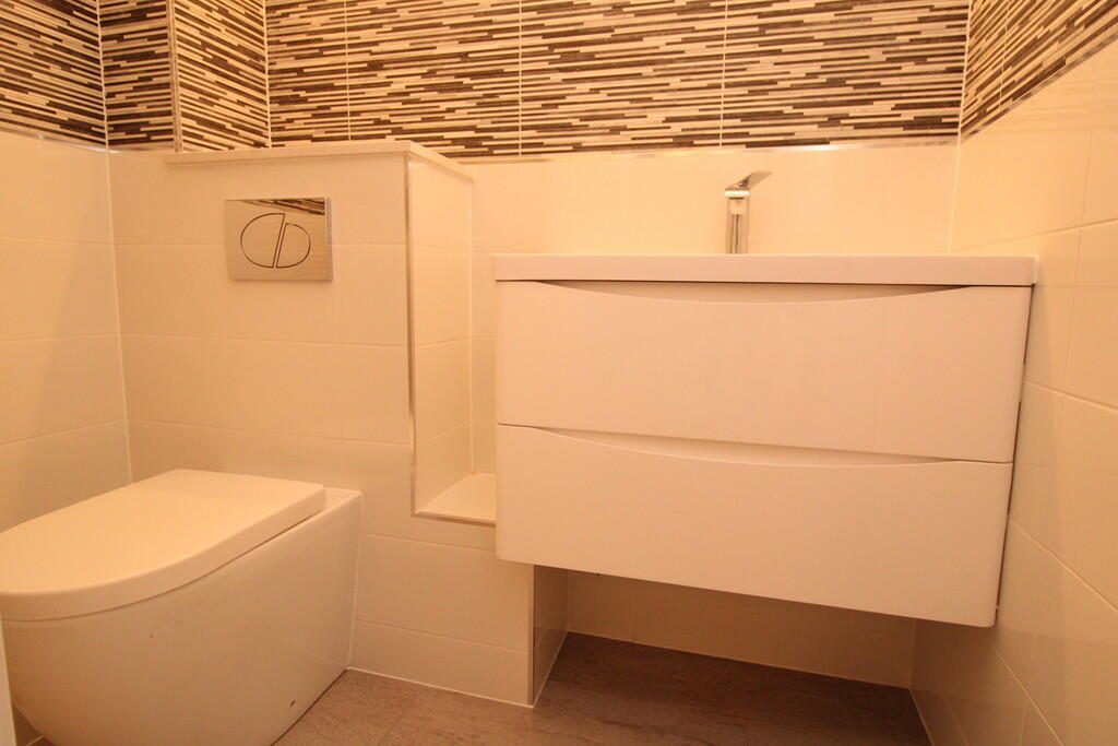 Additional property image - 49 Lee Crescent