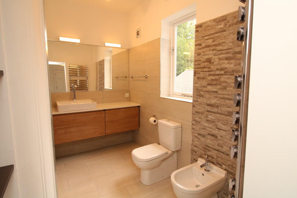 Additional property image - 49 Lee Crescent