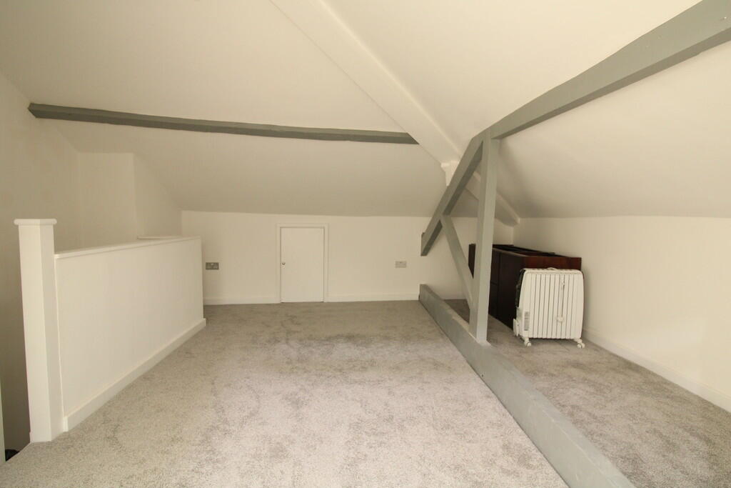 Additional property image - 49 Lee Crescent