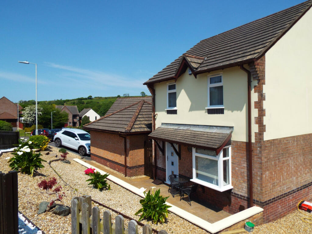 3 bedroom detached house for sale in 16 Fford Taliesin, Killay, Swansea, SA2 7DF, SA2