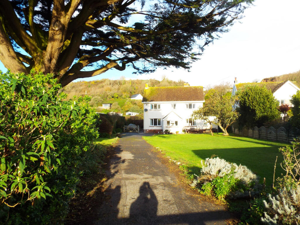 Main image of property: Sedglands, Horton, Gower, Swansea Sa3 1lq