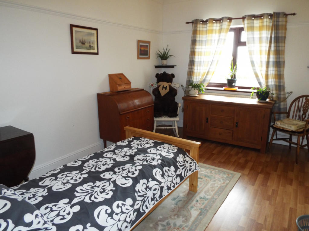 3 bedroom detached bungalow for sale in ocean View, Overton, Nr Port Eynon, Gower, Swansea SA3